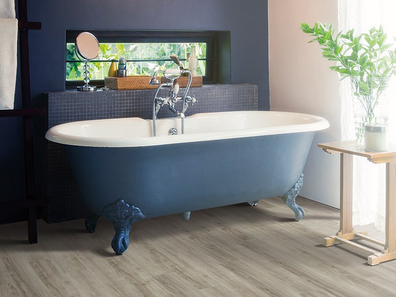 Flooring for your bathroom: tips, deco and more